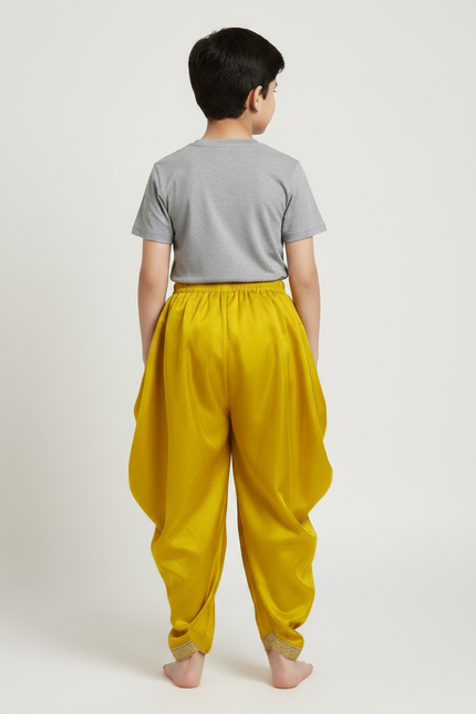Pantalon Jupe Jaune Satiné Drapé Doré Garçon - vue 2